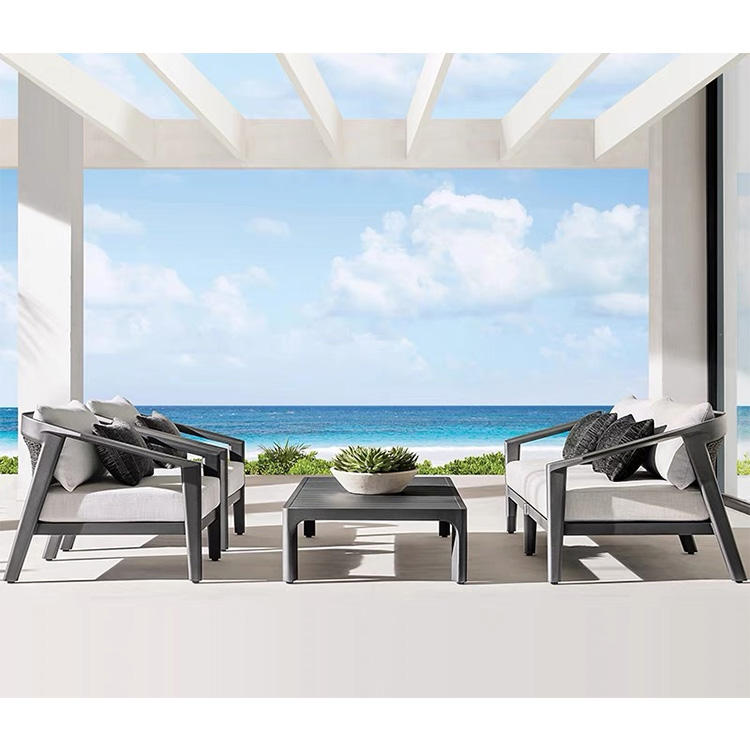 Does aluminium outdoor furniture last?