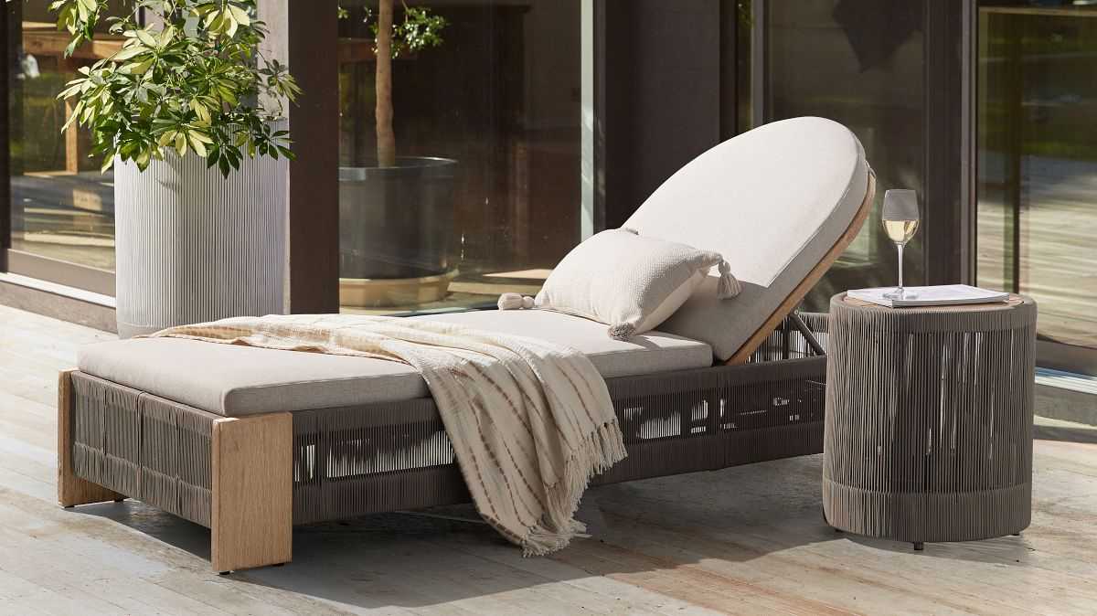 porto-outdoor-chaise-lounge-fwh